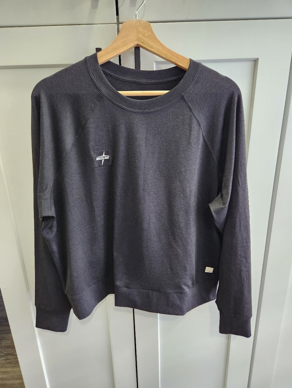 Vuori Halo Crew Neck Long Sleeve Pullover Size Medium